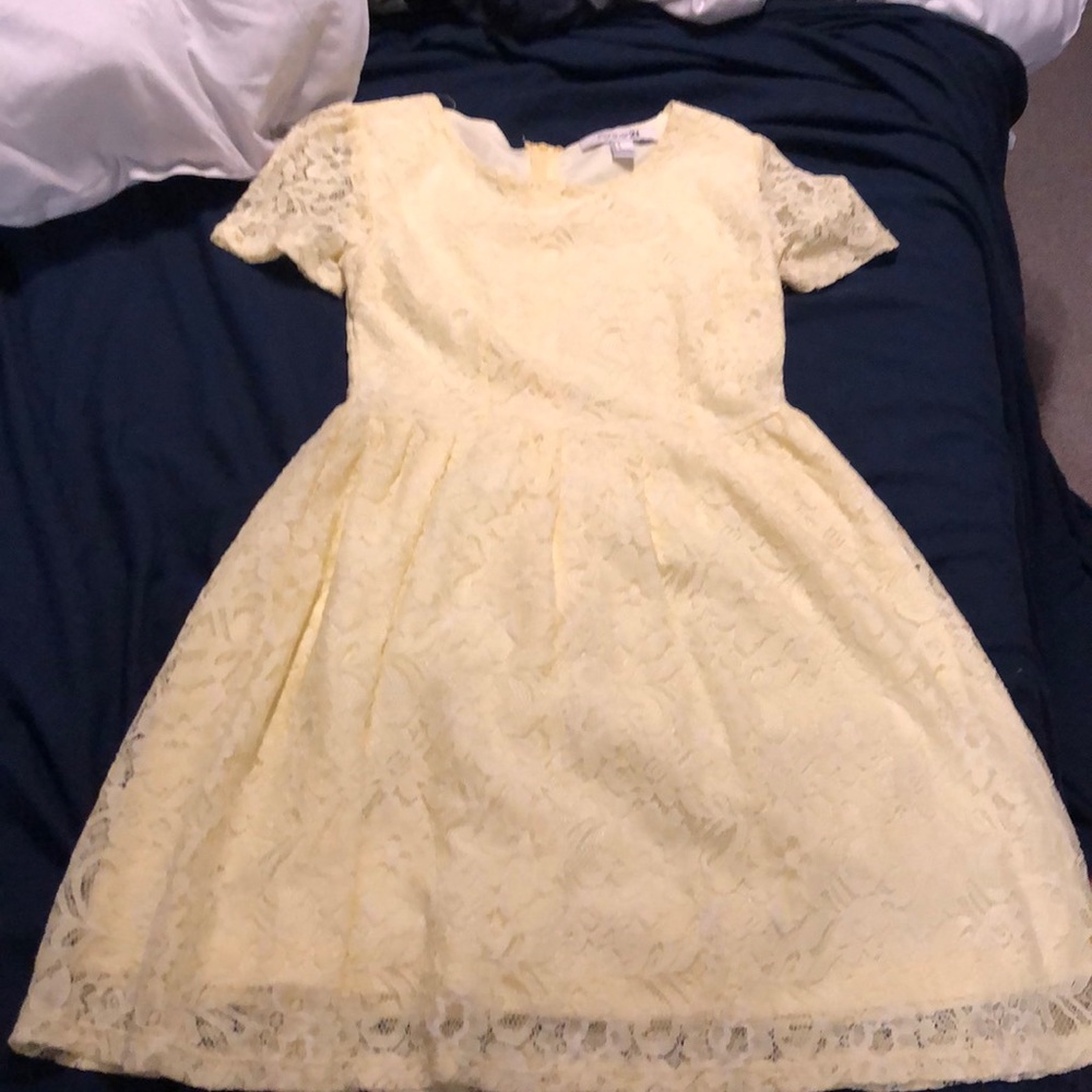 Forever 21 lace dress